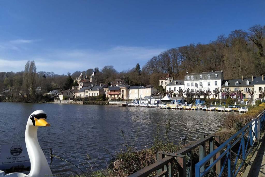 Appartement Vintage Avec Vue Sur Le Chateau Pierrefonds Εξωτερικό φωτογραφία